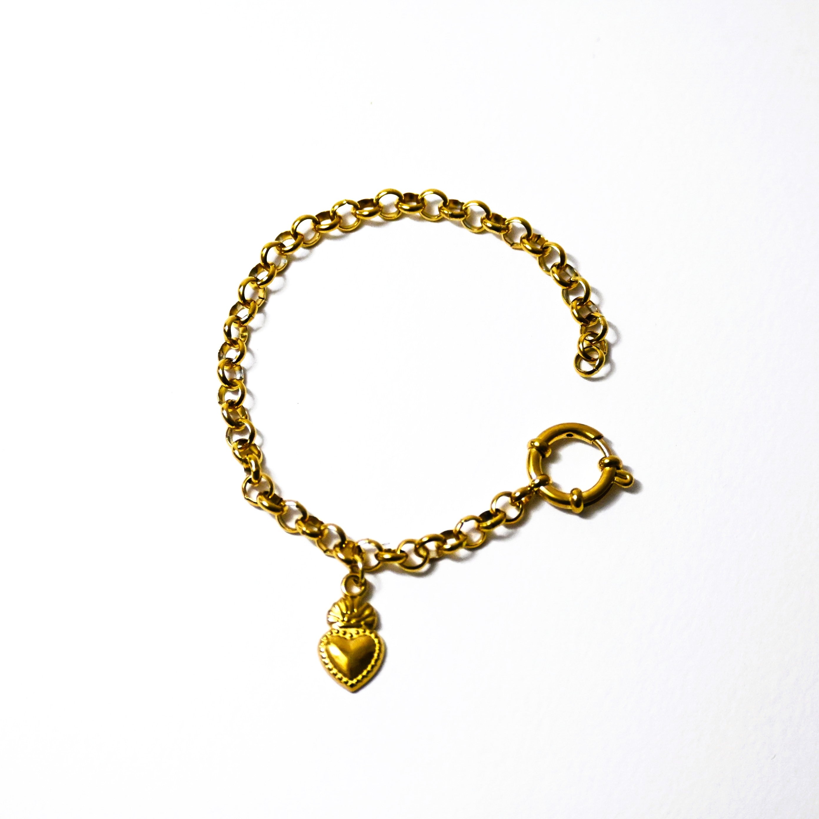 Bracciale Catena Rolò con Ciondolo Cuore Sacro – Acciaio Inossidabile Dorato