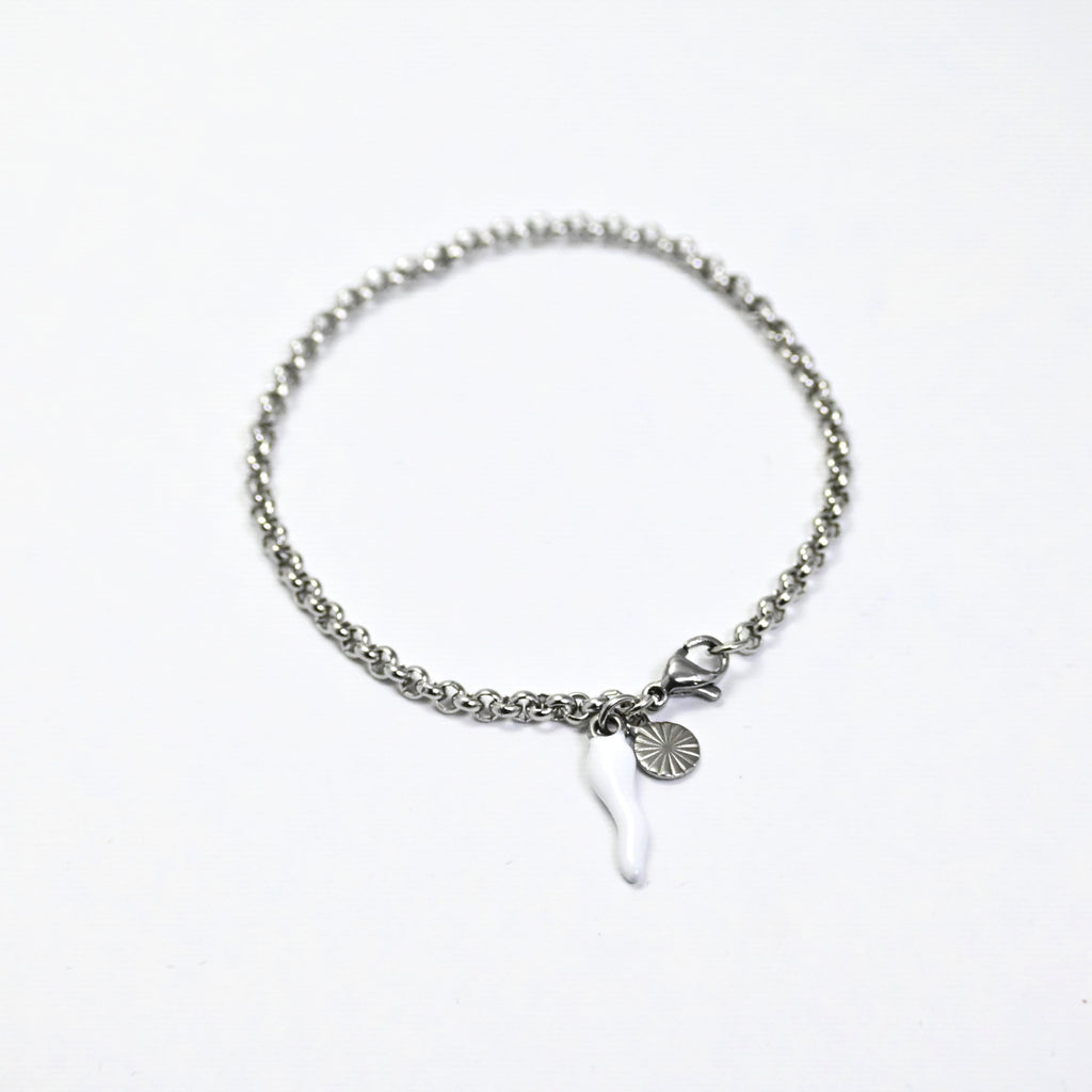 Bracciale Catena Rolò con Charm Corno Bianco – Acciaio Inossidabile
